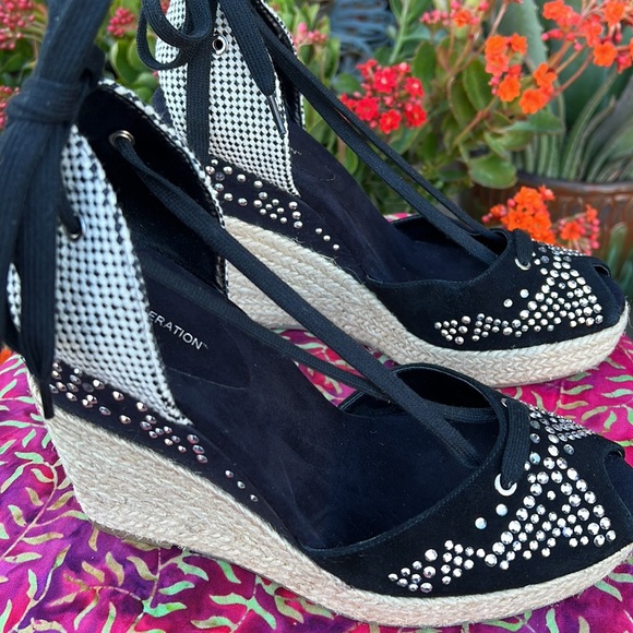 New BCBG Embellished Black Wedge Espadrille Sandals - Picture 9 of 17